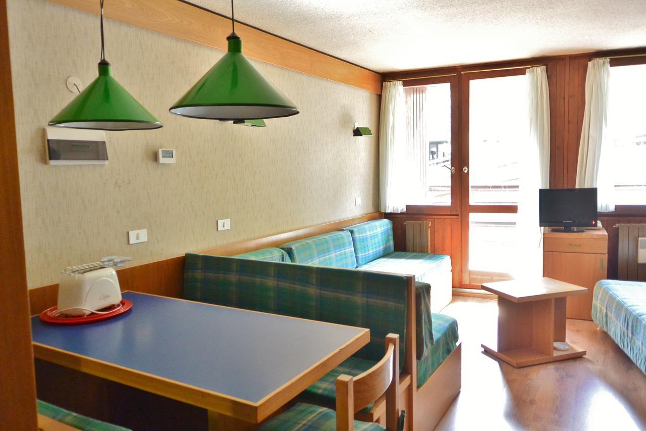 Appartamenti La Maison De Vacances Breuil-Cervinia Exterior photo