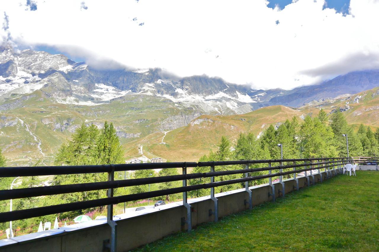 Appartamenti La Maison De Vacances Breuil-Cervinia Exterior photo